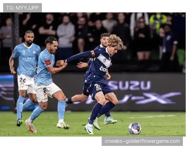 数据洞察:2026年三月,英超通过肋部区域发起进攻的比例上升至42% 数据洞察:2026年三月,英超通过肋部区域发起进攻的比例上升至42%